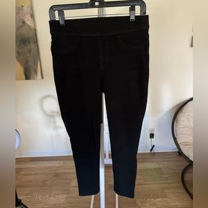 Time & Tru Jegging Capri Size M (8-10)